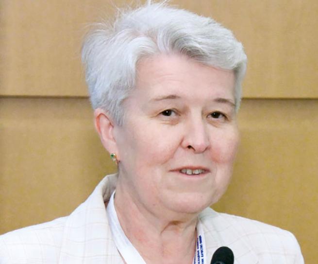 Вера Коденцова