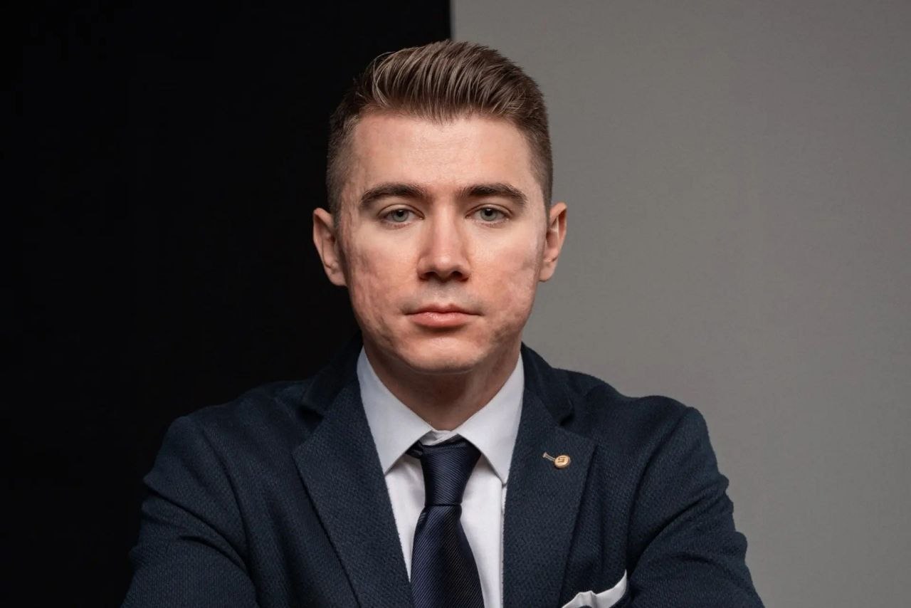 Алексей Ли